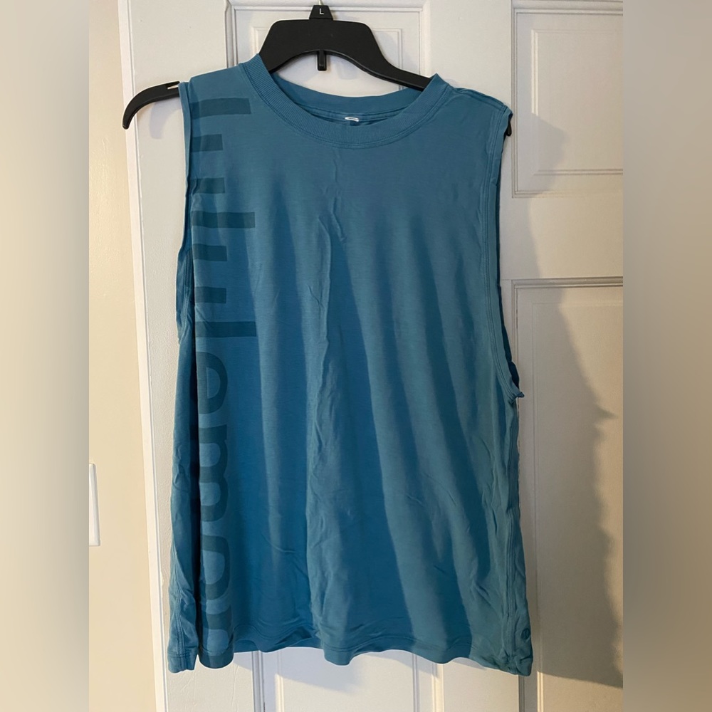 Lululemon tank top